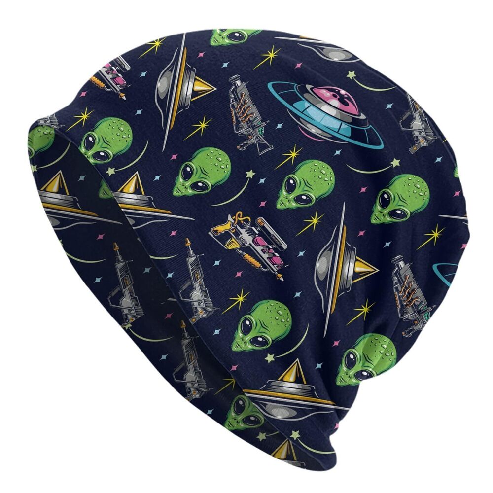2627 UFO Vintage Colorful Alien Flying Universe Saucers Beanie Hat Cap
